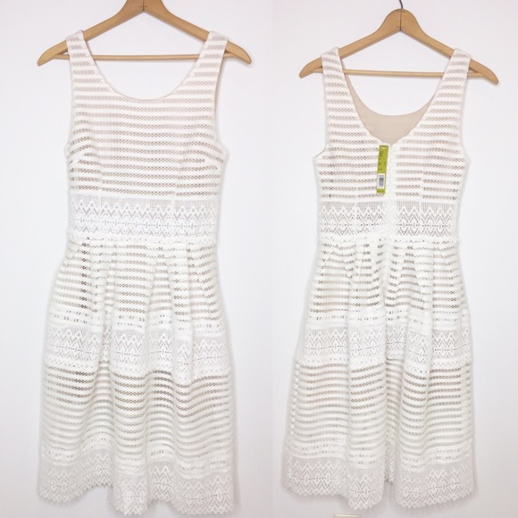Gianni Bini Dresses & Skirts - GIANNI BINI white lace cocktail party midi dress